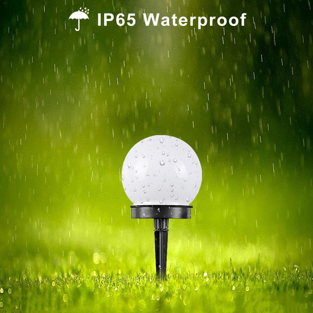ソーラーガーデンライト 6個入り。丸型の屋外用芝生灯。パティ - Pool Light Solar Rechargeable のレビューと価格